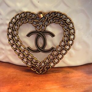 X-large CC Charm ( Zipper Pull )